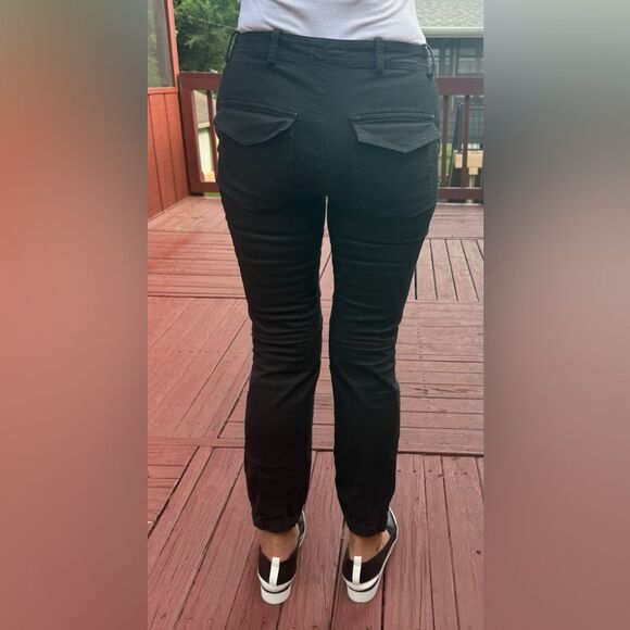 Revolve Nili Lotan Black Cropped Cargo Joggers, Ankle Zippers, Knee Details, 2 - Picture 2 of 13